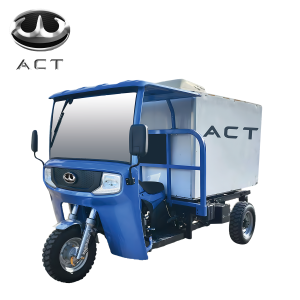 2.2-meter refrigerated truck